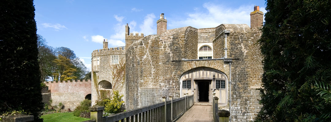 The gatehouse and bridge at Walmer Castle and Gardens The gatehouse and bridge at Walmer Castle and Gardens