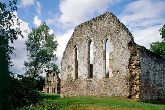 The monks' dormitory at Waverley Abbey, with the lay brothers' quarters beyond The monks' dormitory at Waverley Abbey, with the lay brothers' quarters beyond