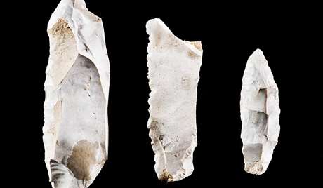 Flint awl, saw and fabricator Flint awl, saw and fabricator