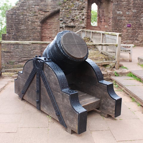 A Roaring Meg cannon in the grounds of Goodrich Castle.